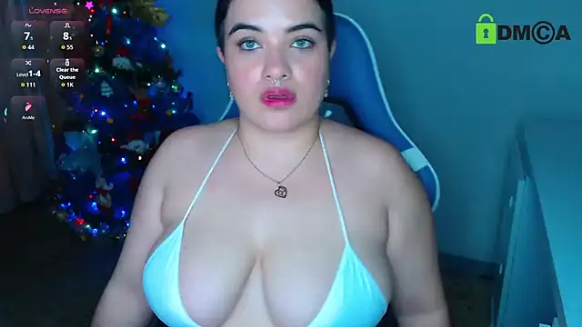 Snapshot of Smith_Katalella chatting on 11.28.25 Smith Katalella online show from 11.28.25