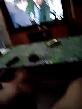 MomentoCaliente00 online show from 12.21.25