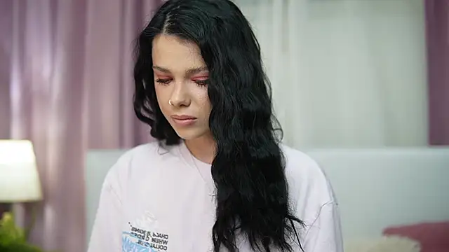 IsabelAmber online show from 11.24.25