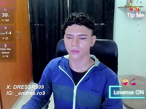 Snapshot of secret_justin7 chatting on 12.19.25 secret justin7 online show from 12.19.25