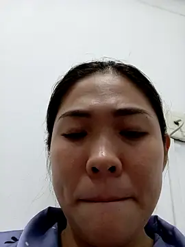Snapshot of Lin-kute98 chatting on 05.15.26 Lin-kute98 online show from 05.15.26
