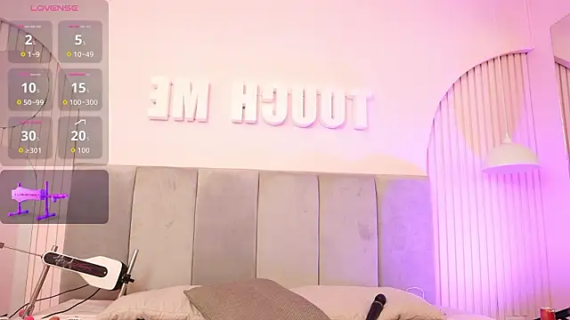 Snapshot of Dana_joness chatting on 03.21.26 Dana joness online show from 03.21.26