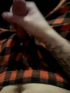 Snapshot of daddyyydeee chatting on 11.27.25 daddyyydeee online show from 11.27.25