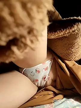 LianLaz online show from 11.28.25