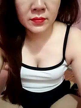 Snapshot of Lily-ross22 chatting on 07.18.26 Lily-ross22 online show from 07.18.26