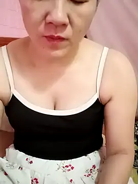 Snapshot of Lily-ross22 chatting on 07.19.26 Lily-ross22 online show from 07.19.26