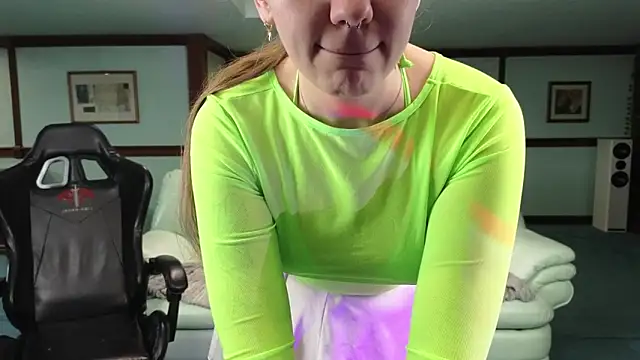 KiraRustle online show from 01.19.26