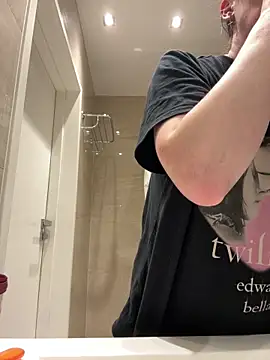 TomilaSi online show from 04.02.26