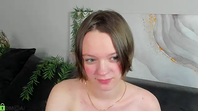Olivia Riesz online show from 04.21.26