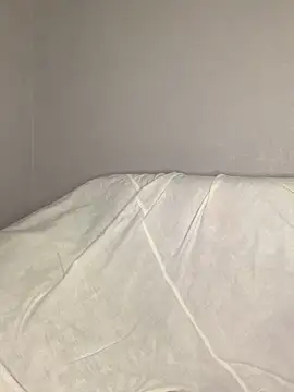 Tomiris87 online show from 12.03.25