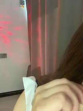 boniu-mimi online show from 12.14.25