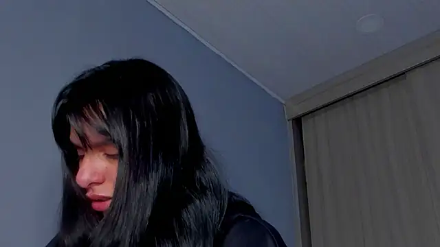 SaraAndrade  online show from 07.15.26
