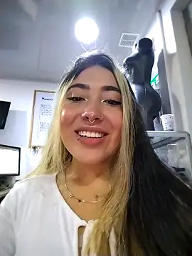 Manuela Velvet online show from 11.27.25