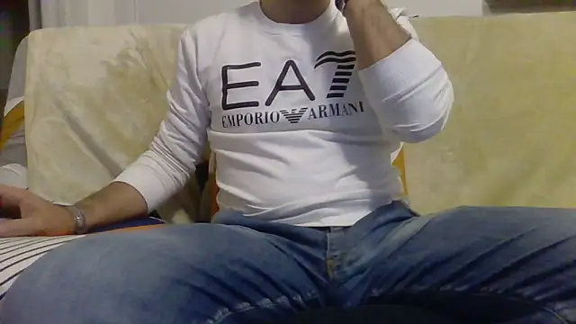 Snapshot of Eroshotlicker chatting on 04.24.26 Eroshotlicker online show from 04.24.26