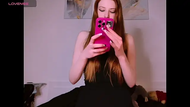  Milana Sparkl75  online show from 04.16.26