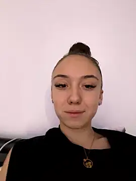 CristinaSw online show from 01.11.26