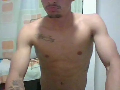 Snapshot of monojerez chatting on 12.05.25 monojerez online show from 12.05.25