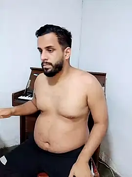 Snapshot of the_pink_girl chatting on 11.29.25 the pink girl online show from 11.29.25