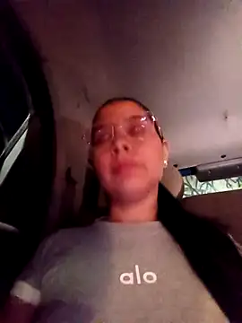 KarelysAC online show from 11.26.25