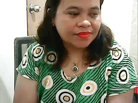 Snapshot of cutechubby chatting on 04.25.26 cutechubby online show from 04.25.26
