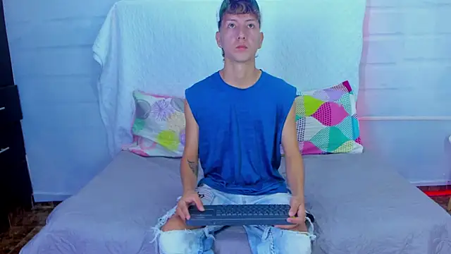 Snapshot of sammysex- chatting on 11.26.25 sammysex- online show from 11.26.25