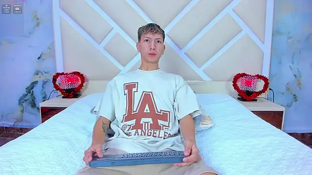 Snapshot of sammysex- chatting on 12.01.25 sammysex- online show from 12.01.25