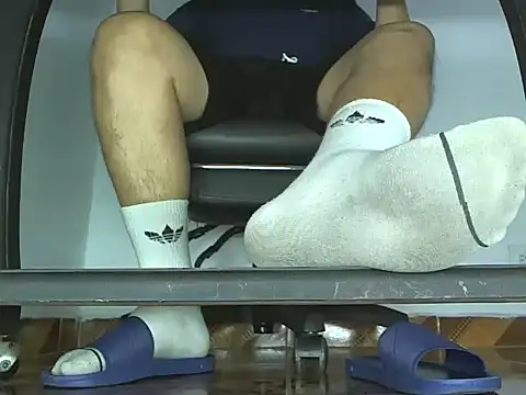 Snapshot of Alphacashmaster777 chatting on 03.18.26 Alphacashmaster777 online show from 03.18.26