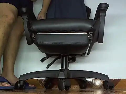 Snapshot of Alphacashmaster777 chatting on 04.09.26 Alphacashmaster777 online show from 04.09.26