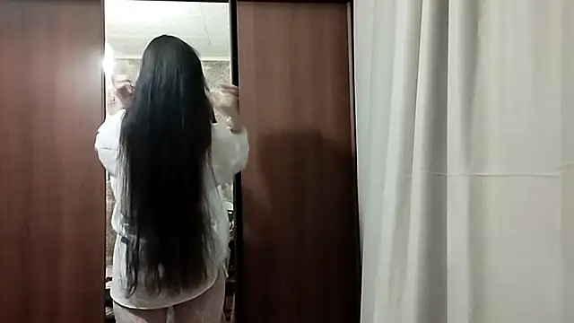 Snapshot of ArianeRandy chatting on 01.17.26 ArianeRandy online show from 01.17.26