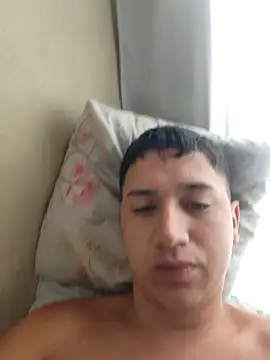 Alvarezz0202 online show from 02.12.26