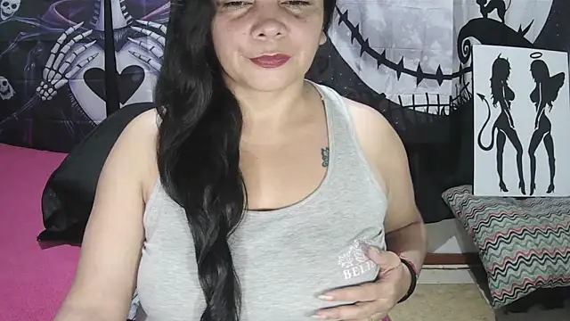 vivian-milf online show from 06.13.26