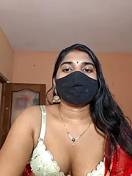 Snapshot of adite20 chatting on 11.29.25 adite20 online show from 11.29.25