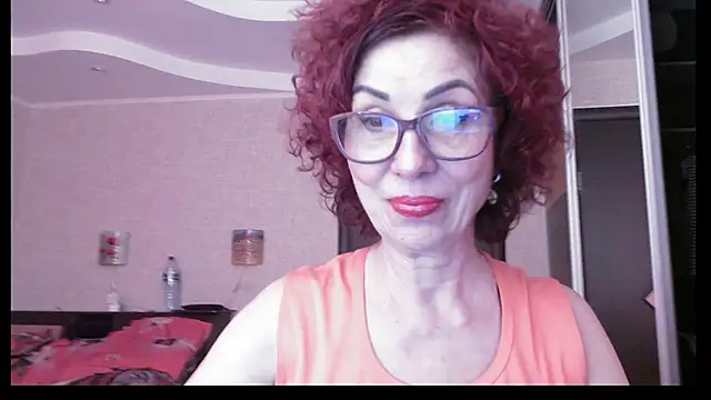 Kelly Flurr online show from 06.05.26