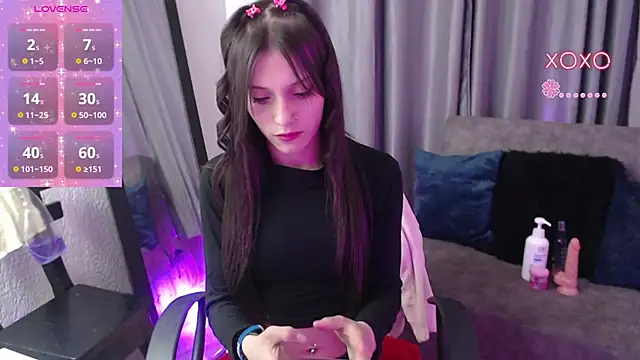 TiinaJonus  online show from 04.11.26