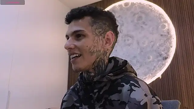 Paulo 527 online show from 04.08.26