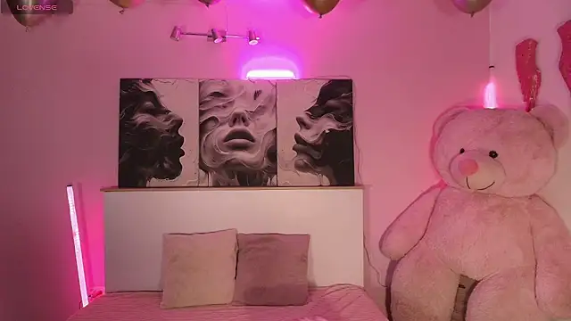 LindseyCoxx online show from 02.11.26