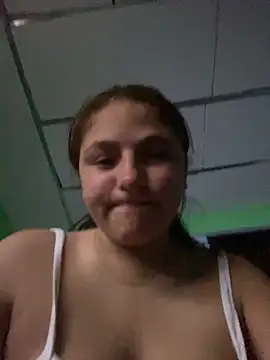 Snapshot of Emily_milk_1 chatting on 06.21.26 Emily milk 1 online show from 06.21.26