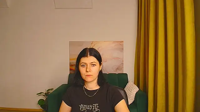 Snapshot of MelisaGollden chatting on 11.29.25 MelisaGollden online show from 11.29.25