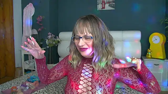 Cougar Milff online show from 05.18.26