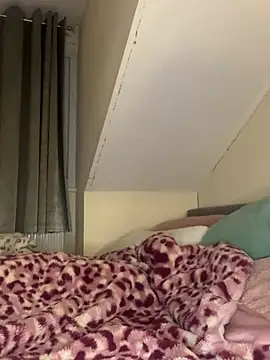 Pixie Dust 69 online show from 02.16.26