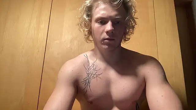 Snapshot of AlexBarczuk chatting on 02.17.26 AlexBarczuk online show from 02.17.26