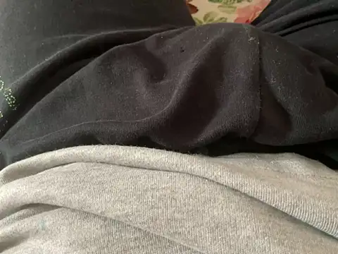 erdestruttor18 online show from 02.28.26