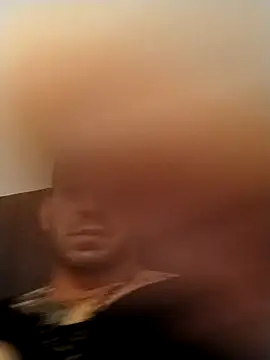 Snapshot of hazarcannn chatting on 11.28.25 hazarcannn online show from 11.28.25