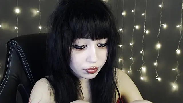 Snapshot of Lucyy666 chatting on 02.25.26 Lucyy666 online show from 02.25.26