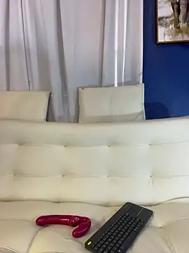 ZoeyFierce online show from 03.18.26