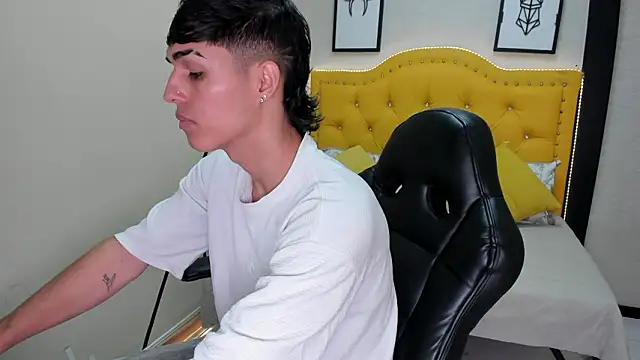 Ethan Jamees online show from 02.25.26