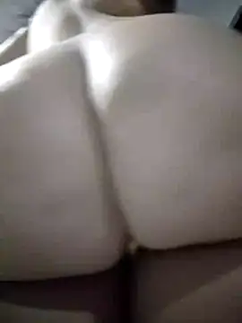 Snapshot of SAKURA_HOT2 chatting on 12.01.25 SAKURA HOT2 online show from 12.01.25