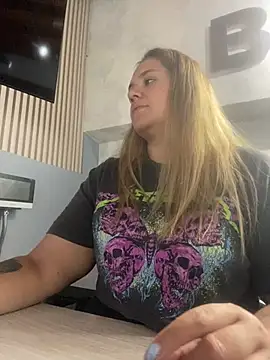 LoreinnFox online show from 04.05.26