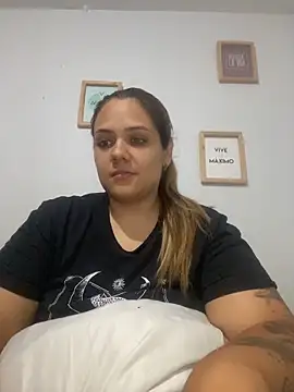 LoreinnFox online show from 04.09.26