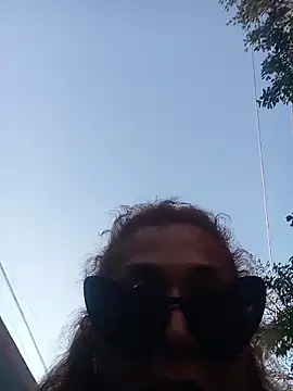 qaarlyfogosa online show from 12.17.25